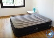 Кровать надувная двуспальная с насосом Intex 64136 (152х203х42) - фото 102800